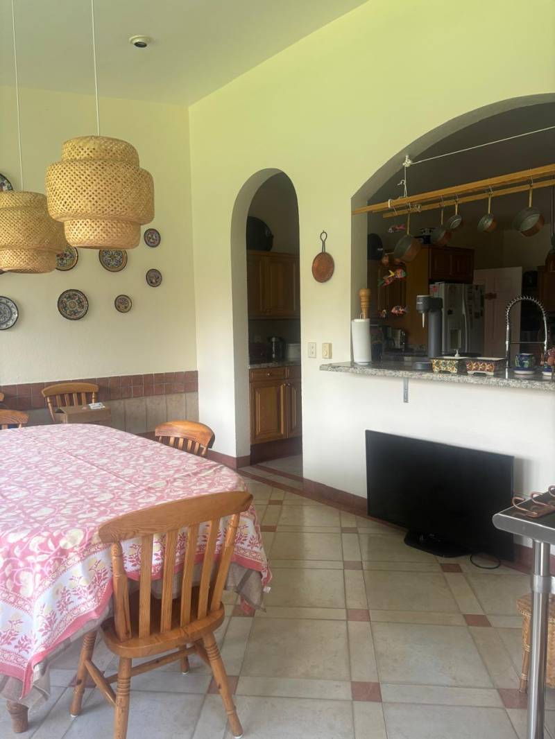 casa en renta los robles 
