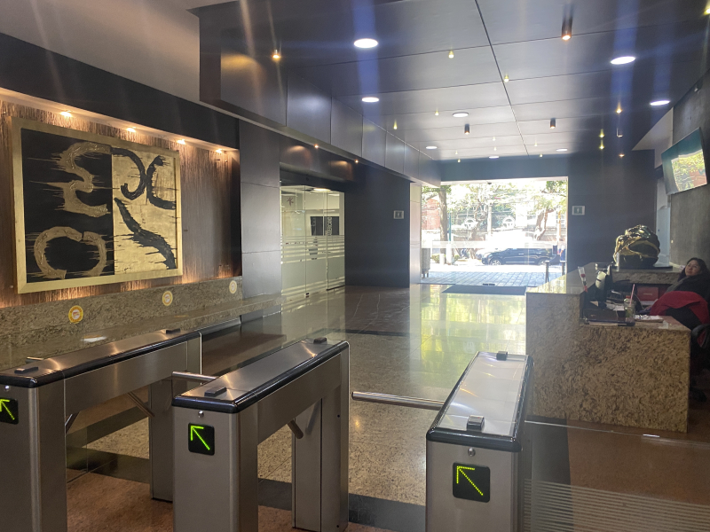 oficina en renta plaza victoria granada174 m2