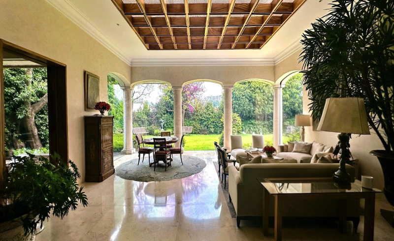 Casa en Condominio en Venta en Bosques de las Lomas