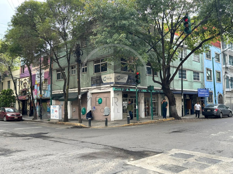 local comercial en venta en col. santa maría la ribera: