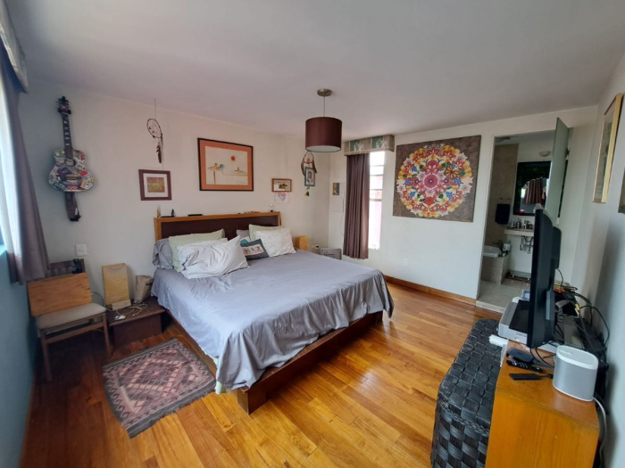 hermosa casa en venta en calle cerrada