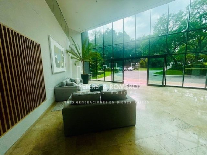 Departamento en Renta en Lomas Country Club