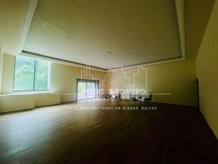 Departamento en Renta en Lomas Country Club