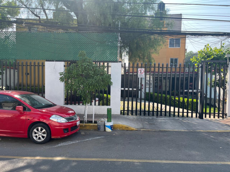 se vende casa en conjunto cerrado en miguel hidalgo cdmx