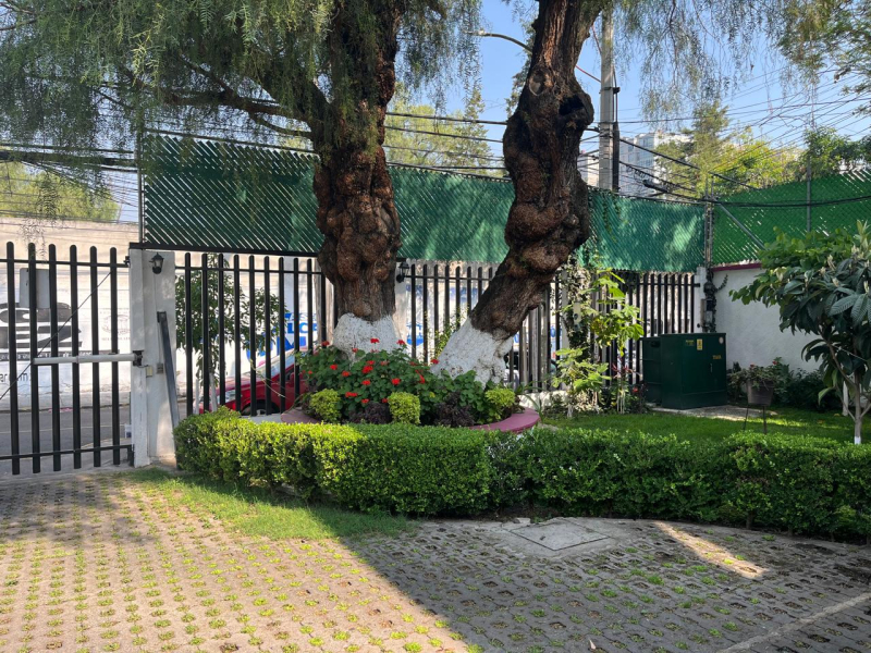 se vende casa en conjunto cerrado en miguel hidalgo cdmx