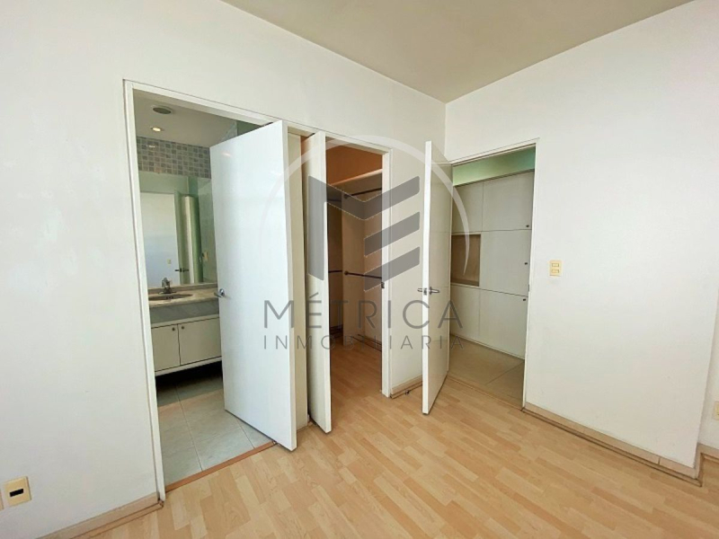 amplio departamento en venta en residencial montecarlo en interlomas: 