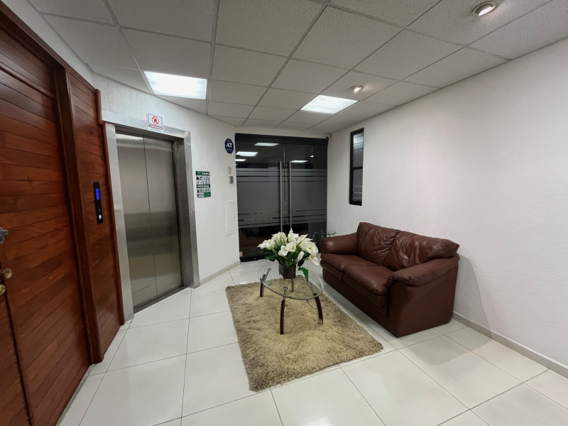 Oficina En Renta En Fraccionamiento Vallarta Norte
