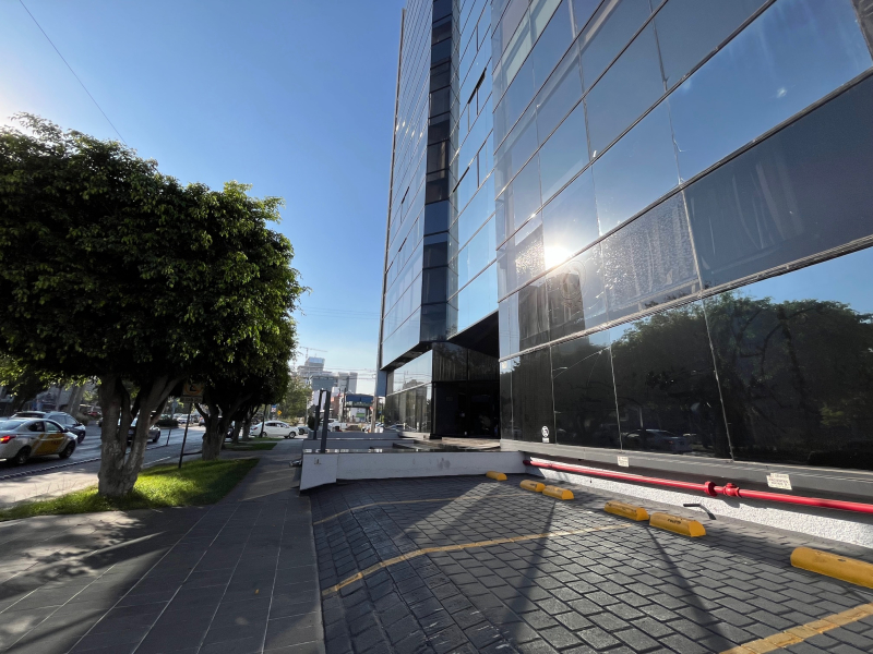 Oficina En Renta En Fraccionamiento Vallarta Norte