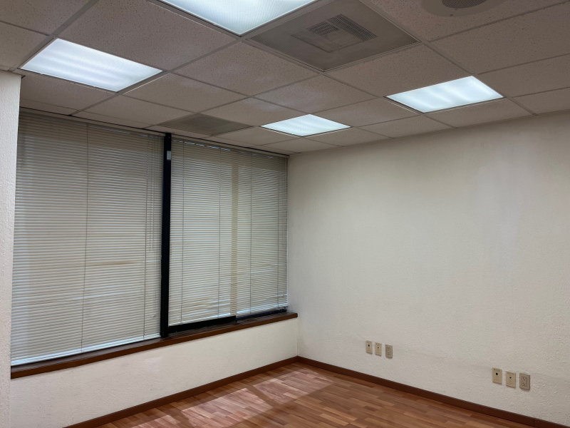Oficina En Renta En Fraccionamiento Vallarta Norte
