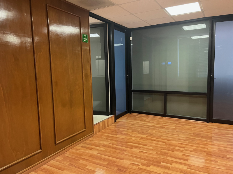 Oficina En Renta En Fraccionamiento Vallarta Norte