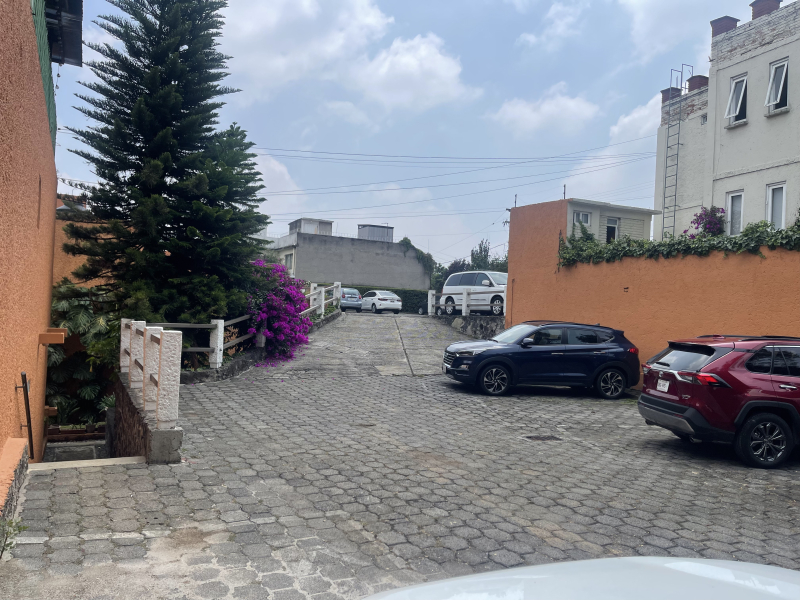 casa en venta en pueblo nuevo bajo (parte alta de san jeronimo)