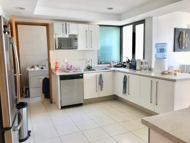 VENDO DEPARTAMENTO CON TERRAZA EN ISLA DE AGUA