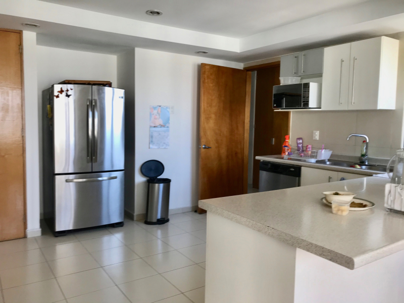 VENDO DEPARTAMENTO CON TERRAZA EN ISLA DE AGUA