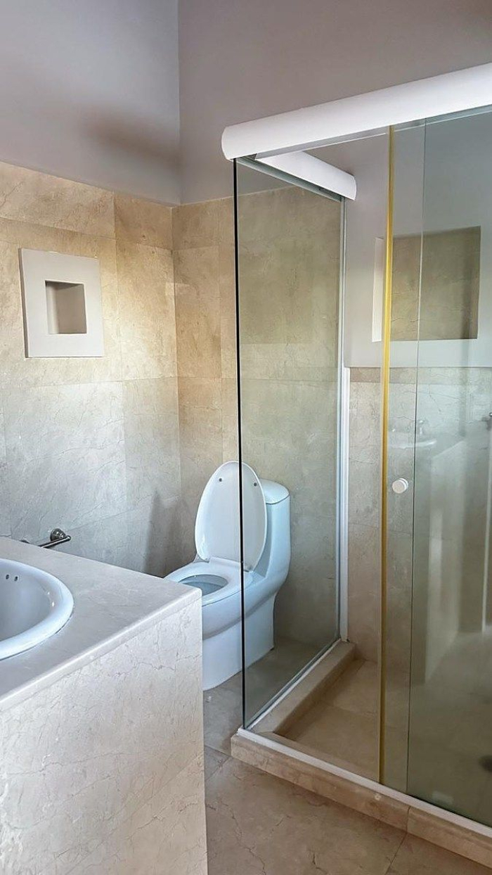 CASA EN VENTA EN BOSQUES DE LAS LOMAS