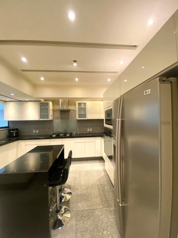 DEPARTAMENTO DE LUJO EN VENTA EN CONDOMINIO 