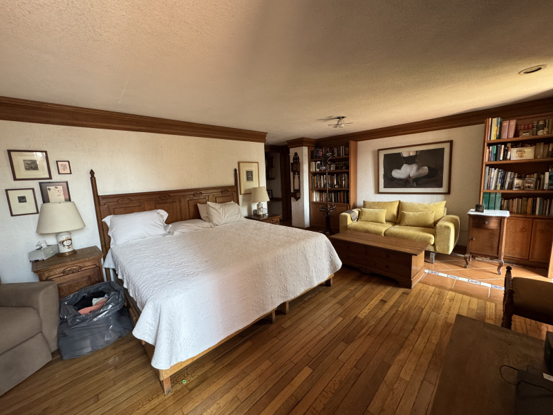 ENCANTADORA CASA EN VENTA CON JARDIN Y ROOFTOP TERRACE - VILLA COYOACAN