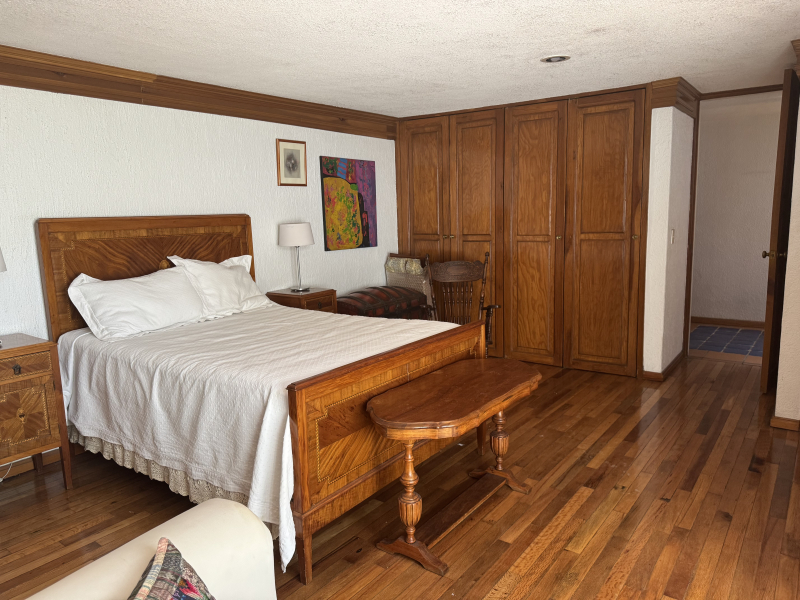 ENCANTADORA CASA EN VENTA CON JARDIN Y ROOFTOP TERRACE - VILLA COYOACAN