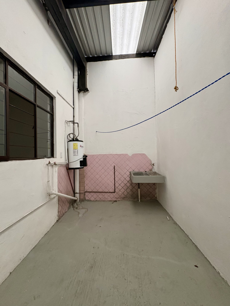Industrial Departamento Renta Planta Baja Con Patio
