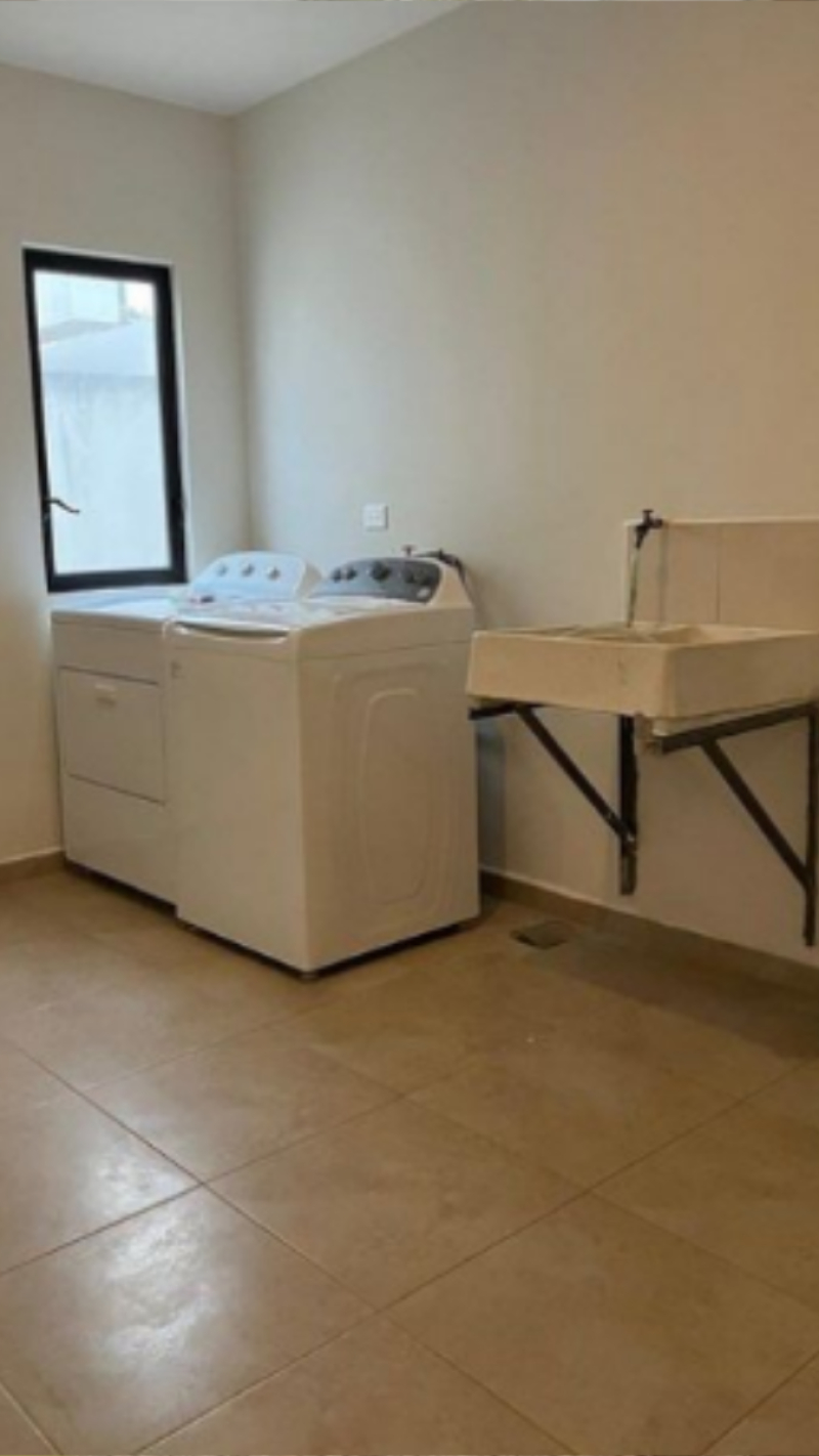 Casa En Venta O Renta En Cholul 