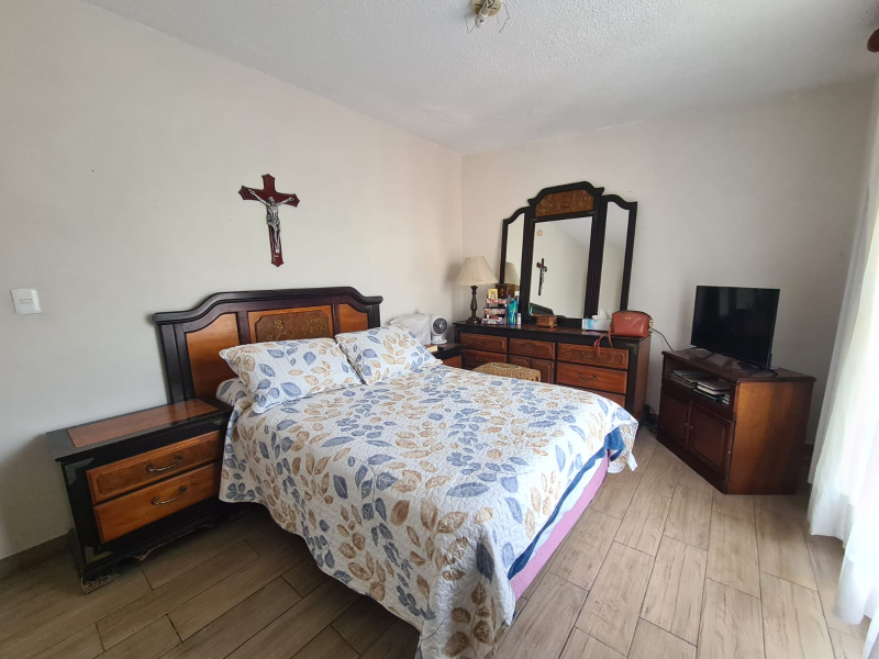 se vende casa en conjunto habitacional en izcalli piramide, tlalnepantla