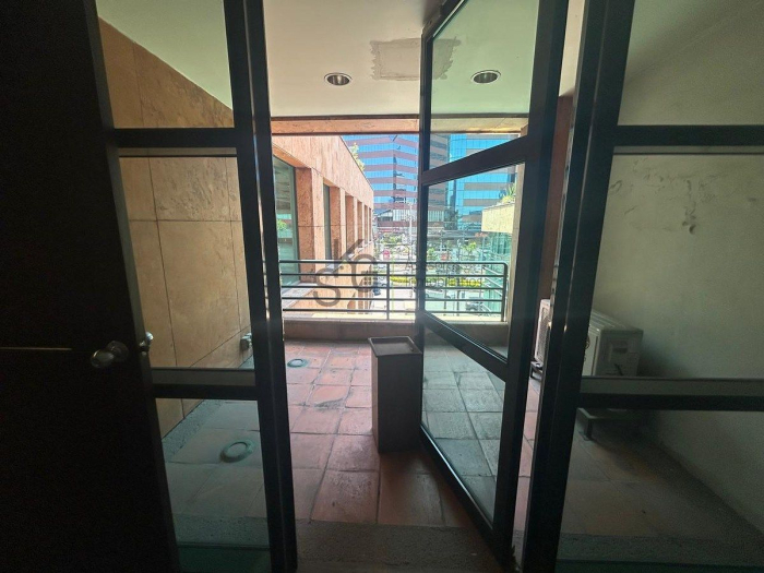 oficina en renta en av. paseo de las palmas, lomas de chapultepec, cdmx