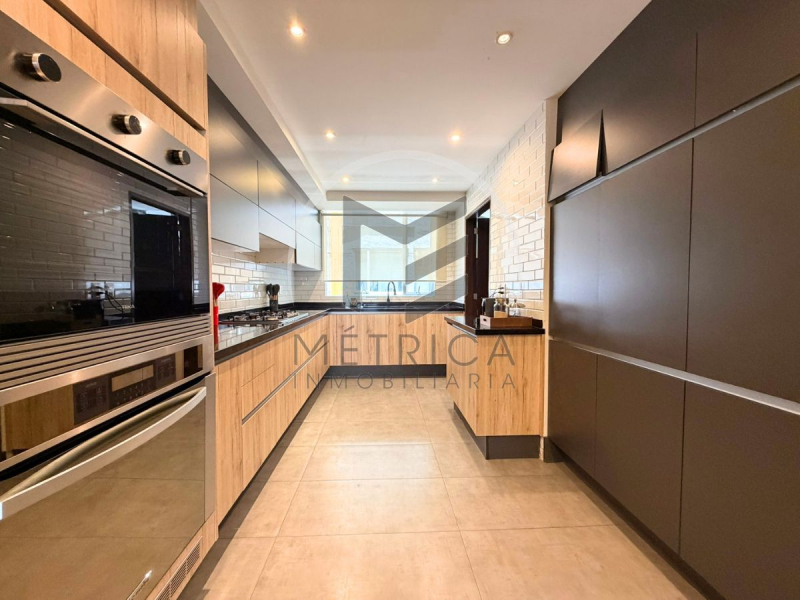 departamento en venta en hacienda el ciervo con bodega y cocina remodelada: