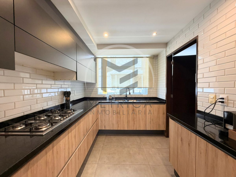 departamento en venta en hacienda el ciervo con bodega y cocina remodelada: