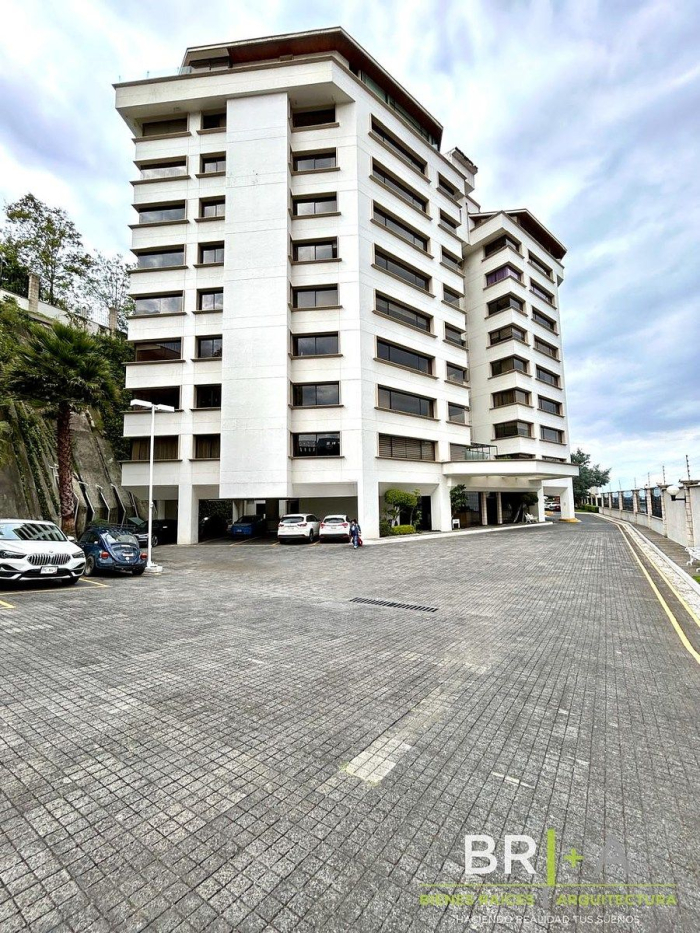 Departamento En Venta En Col. Lomas Country