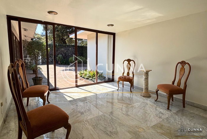 CASA AV. PICACHO EN VENTA