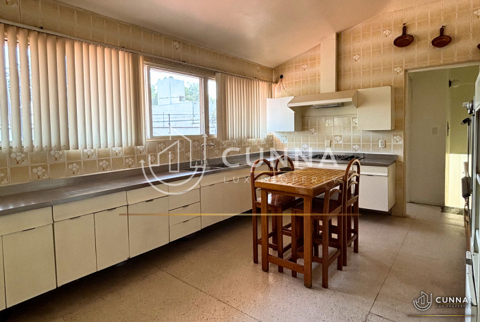 CASA AV. PICACHO EN VENTA