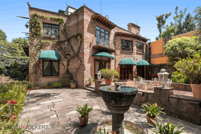 Casa En Venta En Francisco Sosa,Coyoacán.