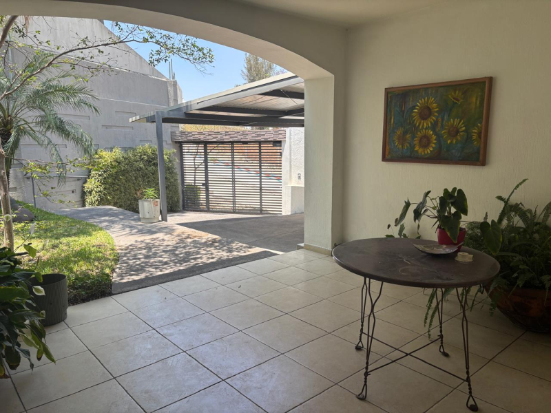 Casa En Venta En Colinas De San Javier