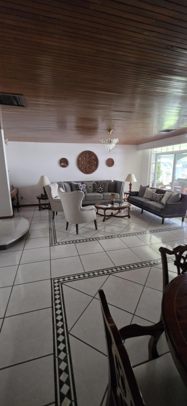 Casa En Venta En Country Club