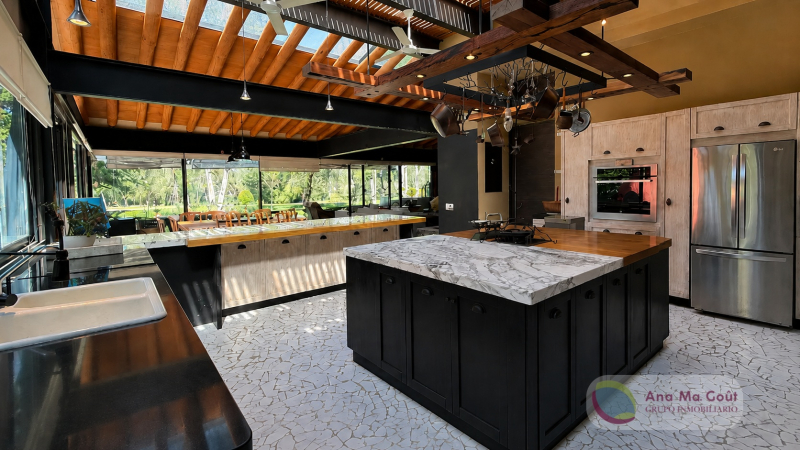 Casa En Venta En Avándaro