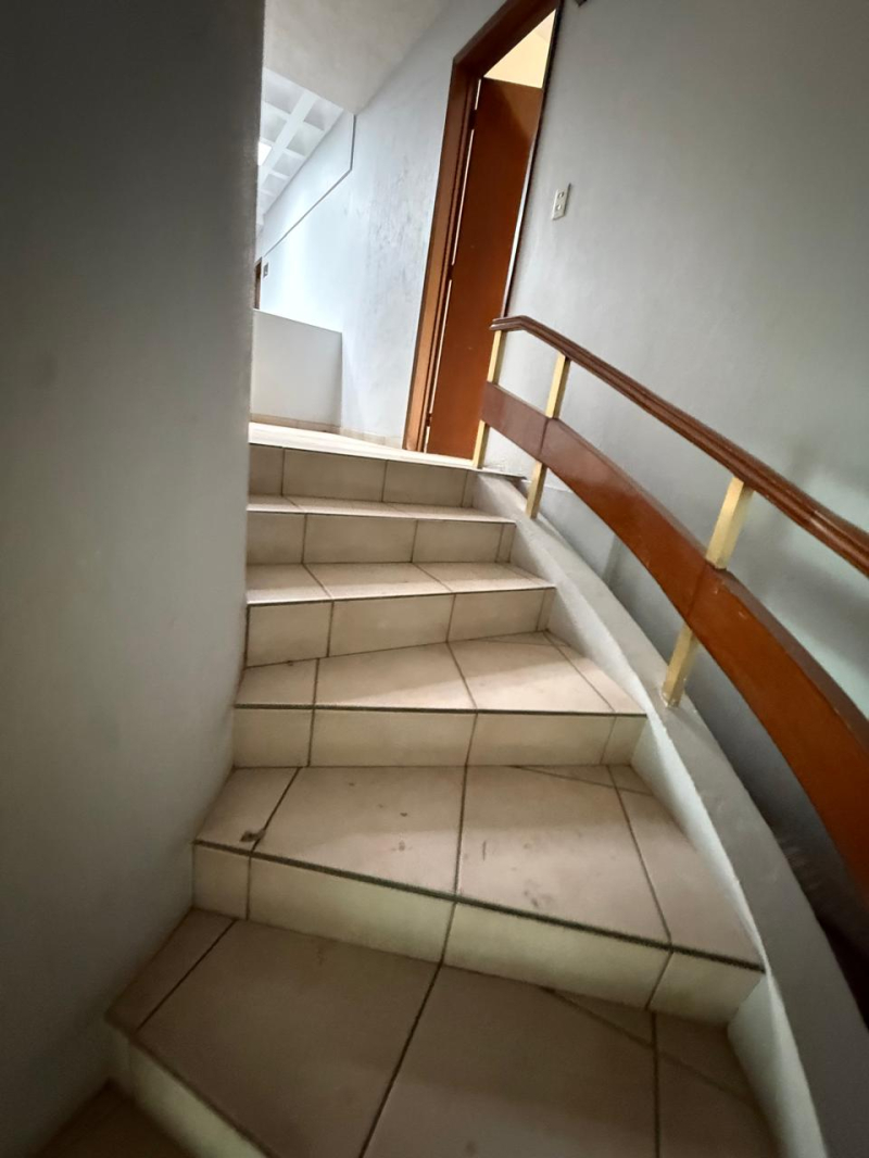 Edificio Para Clínica O Consultorios Sobre Av. Ávila Camacho En Guadalajara