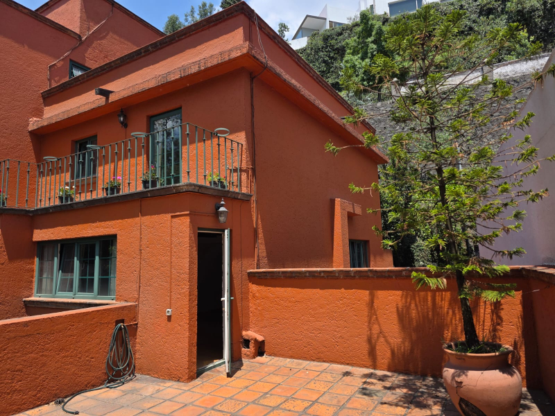 Casa En Venta Y Renta En Bosques De Las Lomas