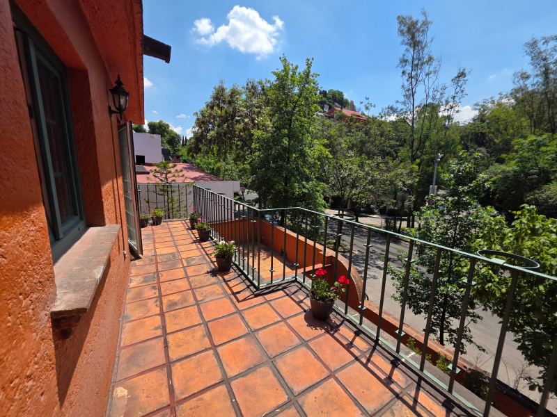Casa En Venta Y Renta En Bosques De Las Lomas