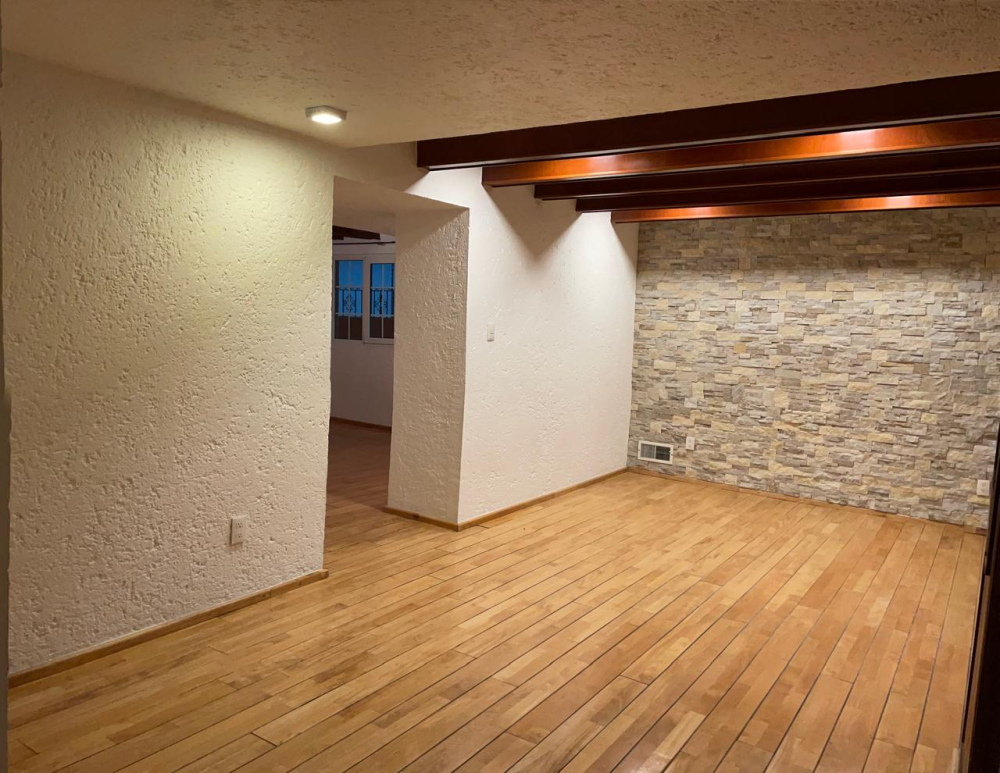 Casa En Venta Y Renta En Bosques De Las Lomas