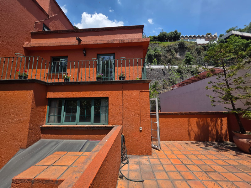 Casa En Venta Y Renta En Bosques De Las Lomas