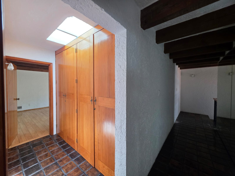 Casa En Venta Y Renta En Bosques De Las Lomas