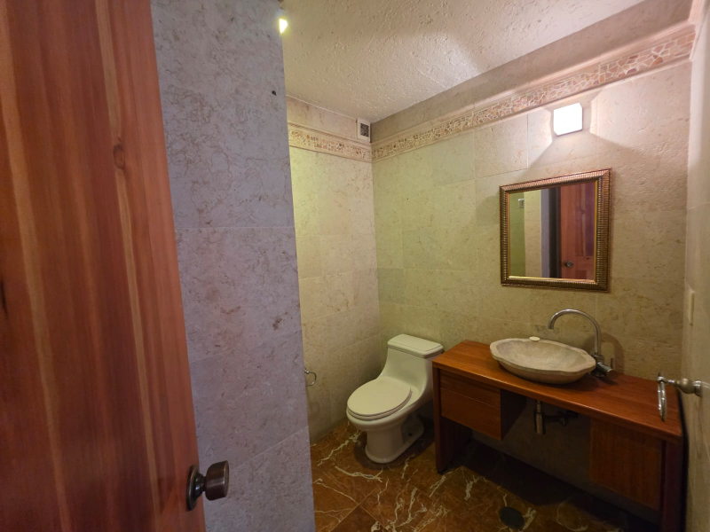 Casa En Venta Y Renta En Bosques De Las Lomas