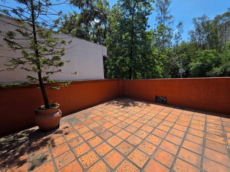 Casa En Venta Y Renta En Bosques De Las Lomas