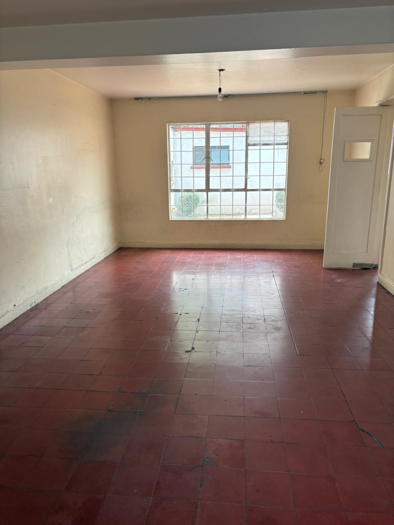 se vende casa con uso habitacional con comercio en heliopolis claveria cdmx