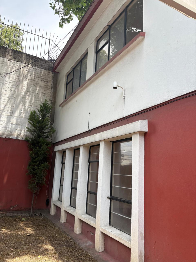 se vende casa con uso habitacional con comercio en heliopolis claveria cdmx