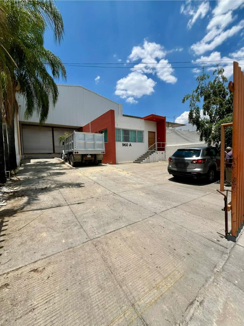 Bodega En Renta En Lomas De  Zapopan