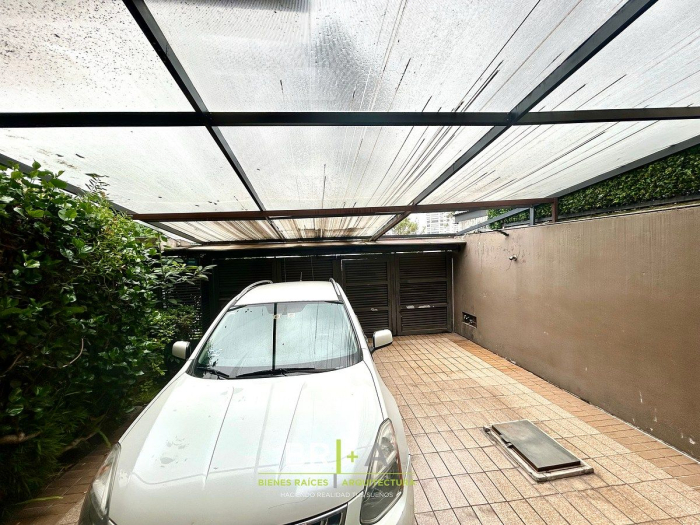 Casa PARA REMODELAR En Venta En Lomas De Las Palmas, Huixquilucan