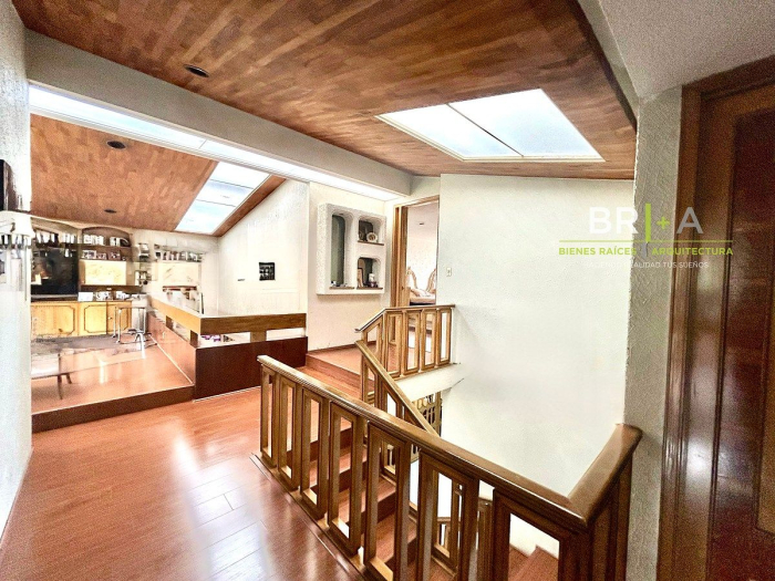 Casa PARA REMODELAR En Venta En Lomas De Las Palmas, Huixquilucan