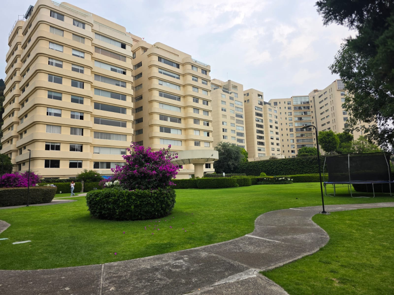 Departamento En Venta En Lomas De La Herradura