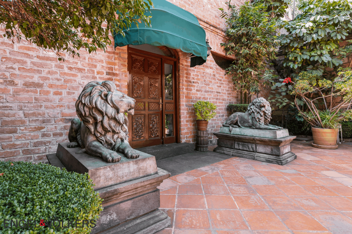 Casa En Venta: La Biblioteca Emblemática, Coyoacán.