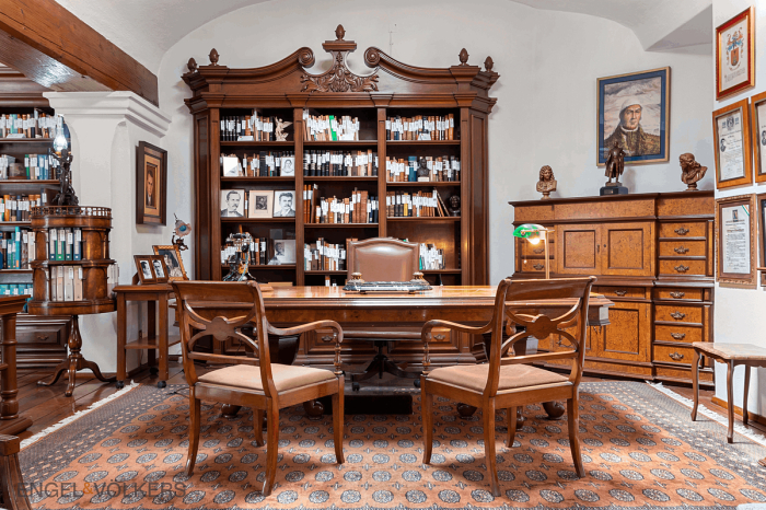 Casa En Venta: La Biblioteca Emblemática, Coyoacán.